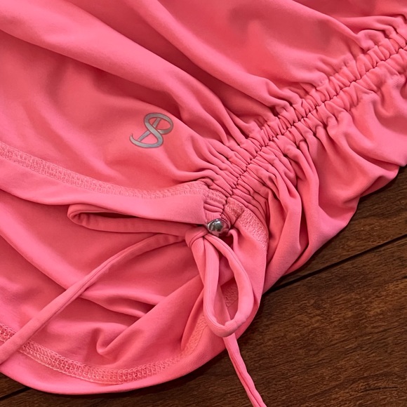 Sofibella Cinched Side Tennis Tank with Built-in Bra - Picture 7 of 8